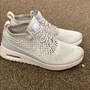 Women’s NIKE shoes